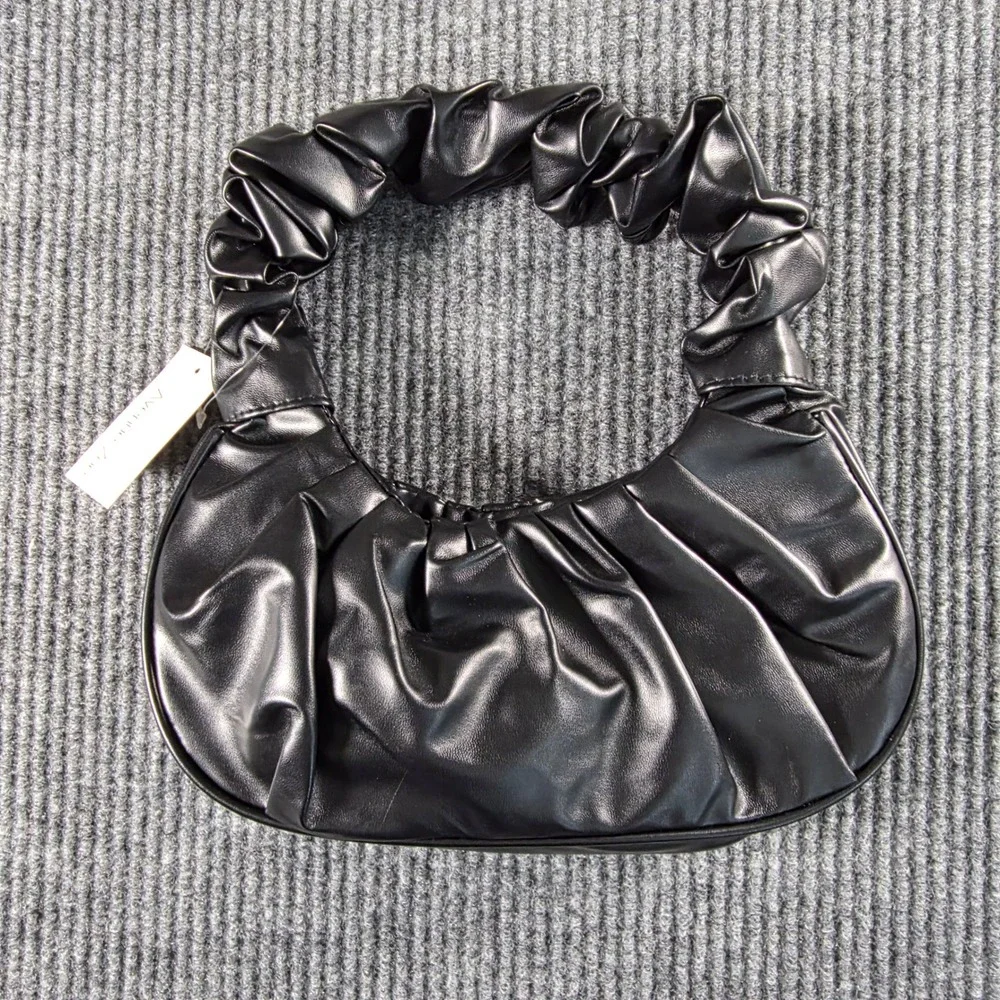 Avenue Zoe Black Ruched Vegan Leather‎ Scrunchie Handle Hobo Handbag NWT